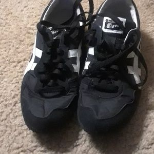 Sz 8 onitsuka Tiger shoes